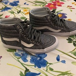 Vans high top glitter. Women’s size 7. Worn once.